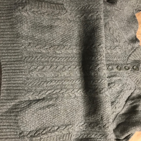 Eddie Bauer sweater - Picture 9 of 9